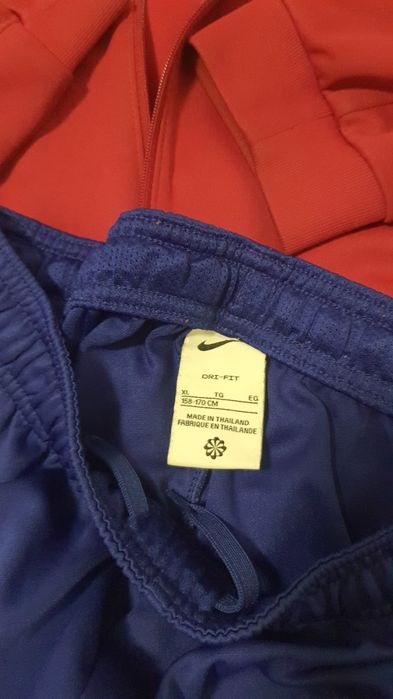 Детски Анцунг Найк горнище и долнище, като нов