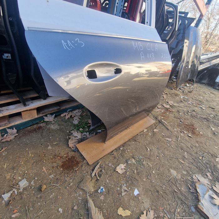 Mercedes Benz CLA A 118 2021 задна дясна врата