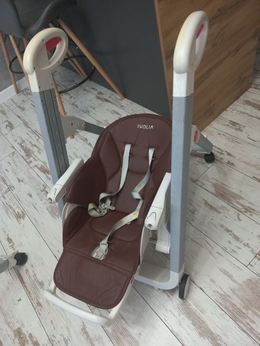 Срочно продам детский стул для кормления