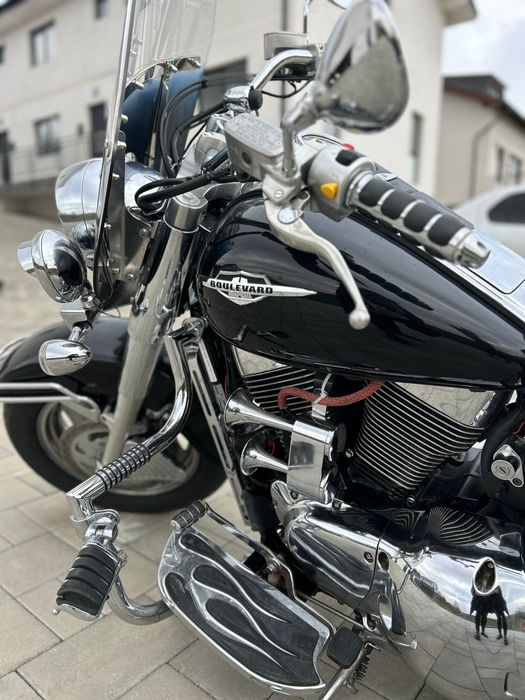 Suzuki Boulevard C90 (1500cc)