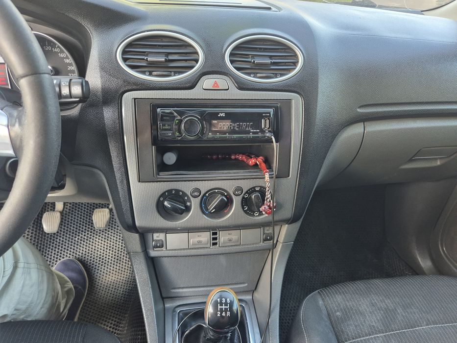 Ford focus 2008г универсал 1.8