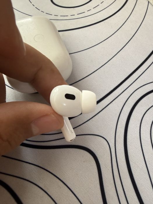 Air pods pro (2 поколение)