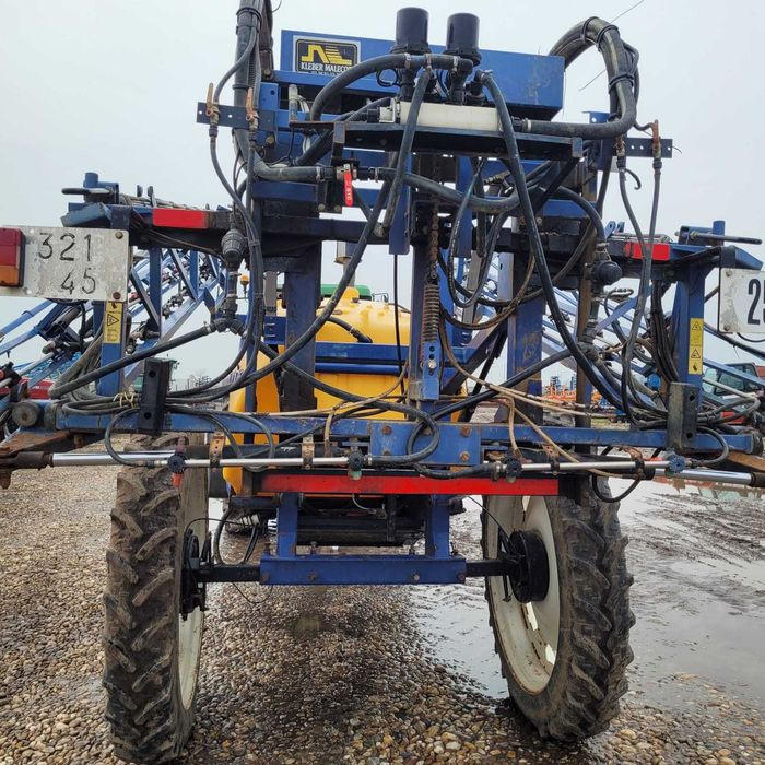 Instalatie erbicidat Caruelle OLYMPIA 250s, an 2003, l= 24 m / 2.500 l