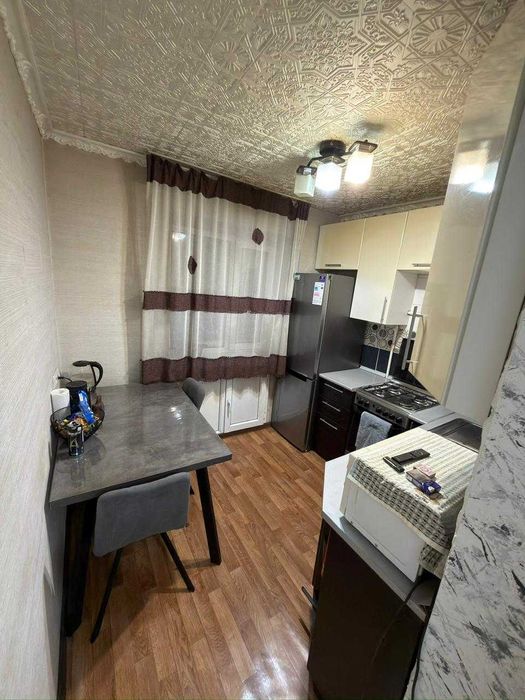 Продам 2-х комнатную квартиру на против ЧЛГУ