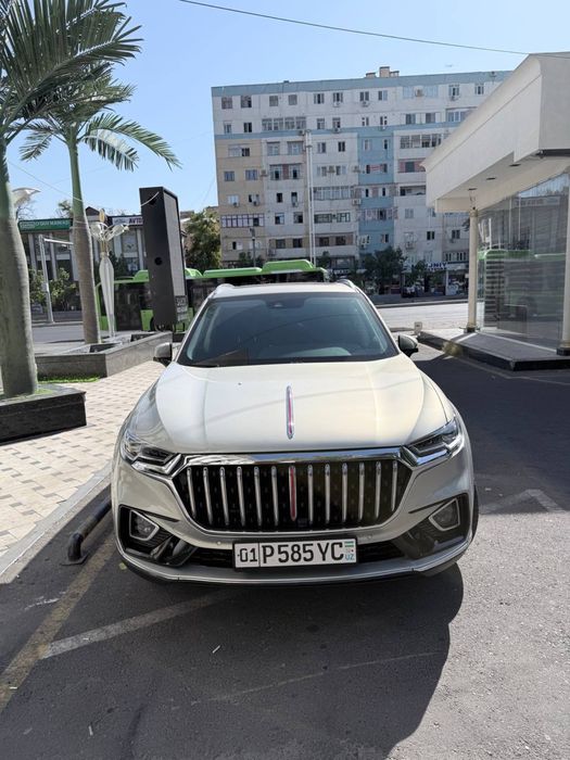 Hongqi HS5 2022 yil 44.000 km yurgan eng fulli