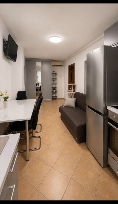 Apartament de vanzare mobilat si utilat