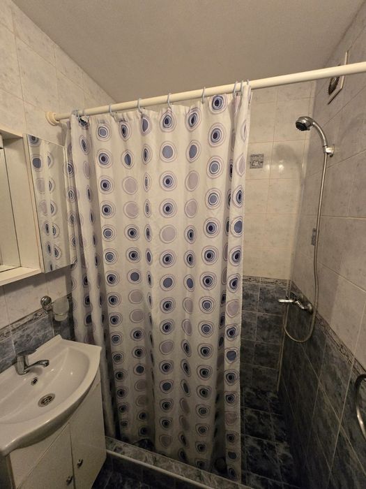 Частен лице продава гарсониера в Варна,  Генерал Колев 70