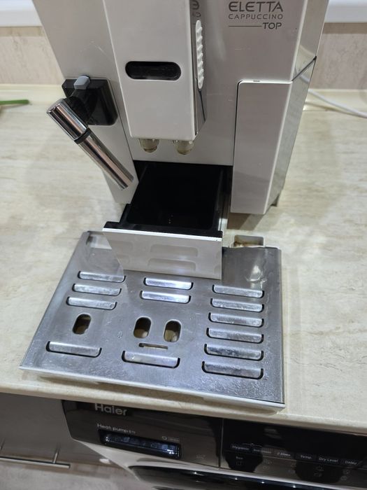 Кафеавтомат  Delonghi Eletta cappuccino TOP