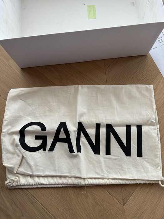 Ботуши Ganni 39 номер