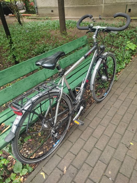Echipare biciclete cursiere