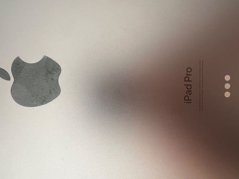 Продам ipad 11pro 4th generation