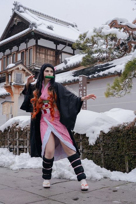 Косплей аниме незуко