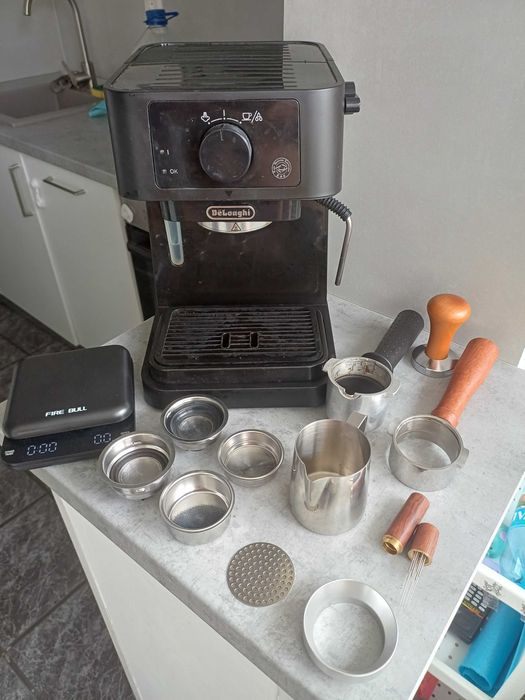 Delonghi Stilosa + toate accesorile necesare