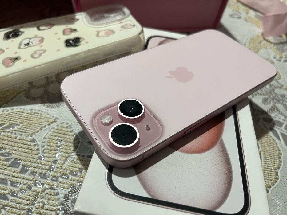 Apple iphone 15 pink ,128 gb , Продавам/Бартер
