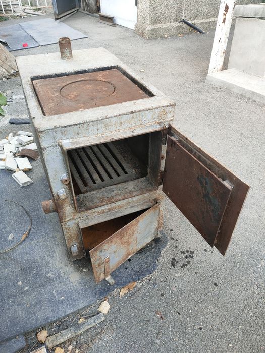 Продам печь с водяной рубашкой! 75 тыс. тенге. Состояние отличное!
