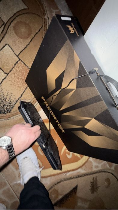 Laptop Gaming Acer Predator Helios 18 – i9, RTX 4080