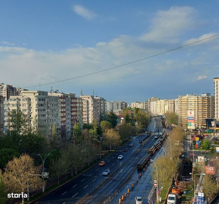 Dristor- Mihai Bravu intersectia cu Calea Vitan