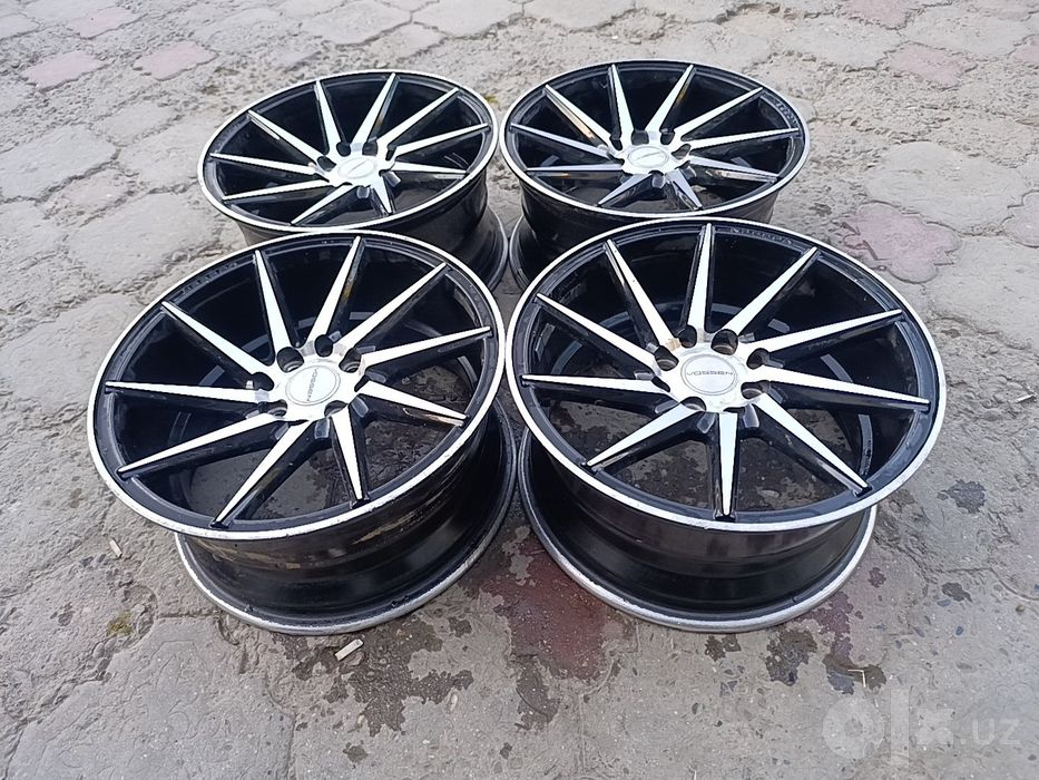 16 vossen unversal ideal