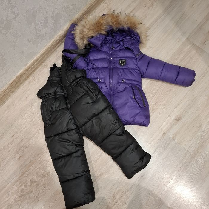 Продаётся зимний комбинезон детский для девочки