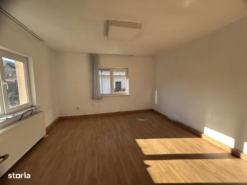 Spatiu de închiriat Pitești.