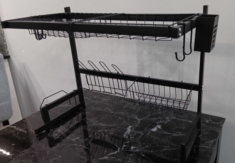 Регулируема поставка за съдове и плодове