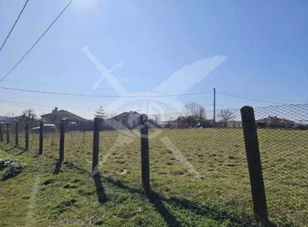 Парцели в Дебелт 80537