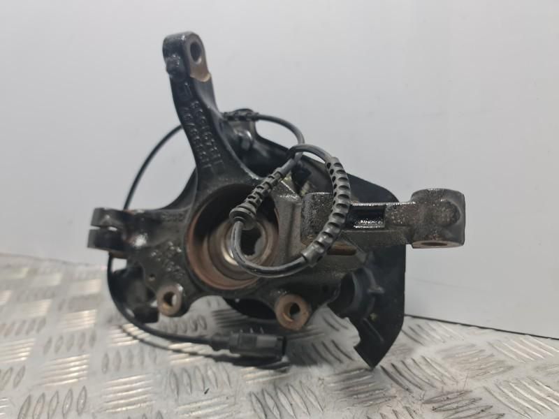 Fuzeta stanga fata Opel Adam