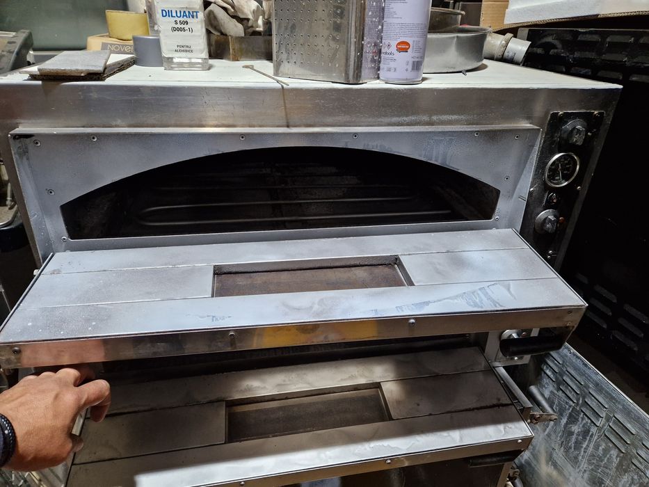 Cuptor electric la 380v, pizza, patiserie sau gastronomie