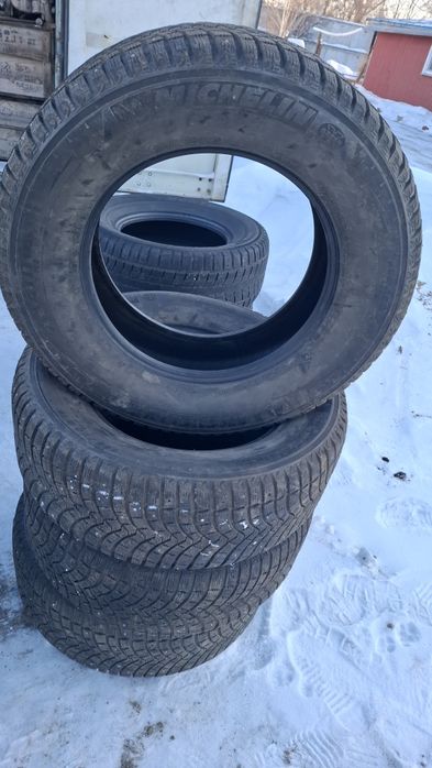 Продам резину мишлен 285 60 r 18