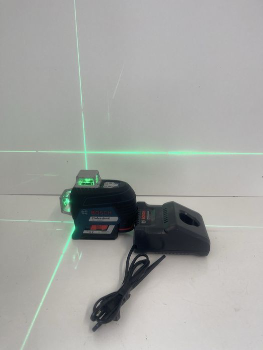 Bosch GLL 3-80 CG nivela laser 360 grade