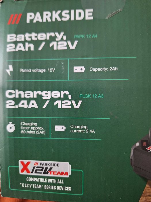 Incarcator si acumulator Parkside pentru acumulatori 12V