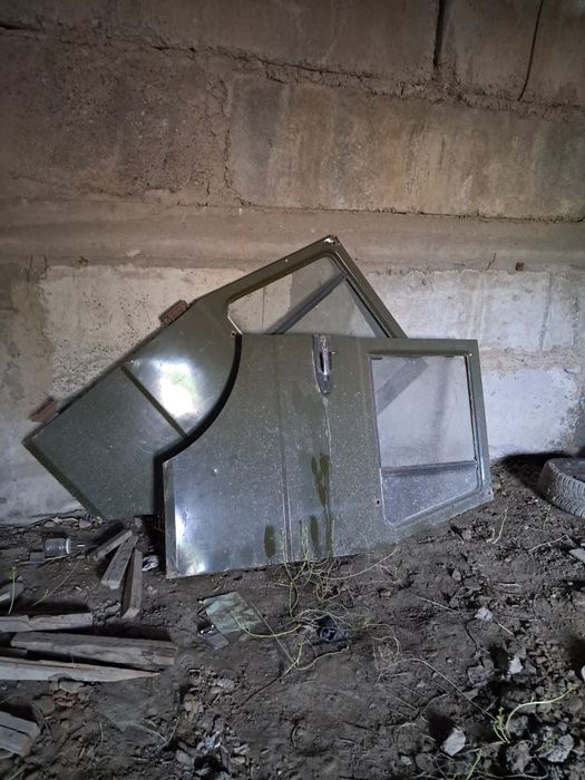 Супер Маз кабина двери