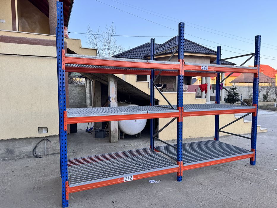 Gratare /rafturi metalice