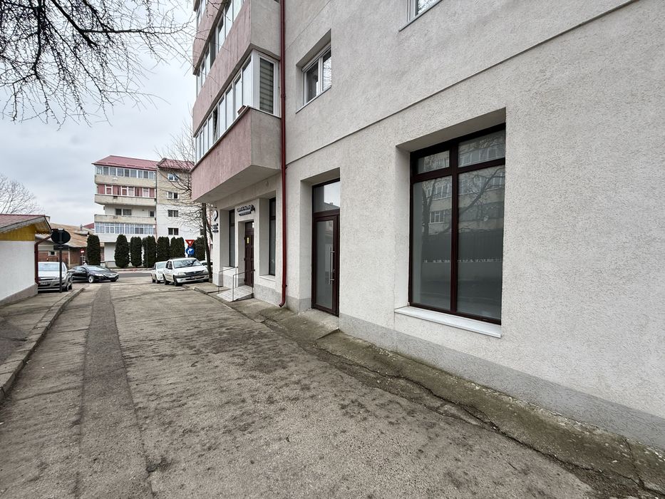 Spatiu comercial de inchiriat