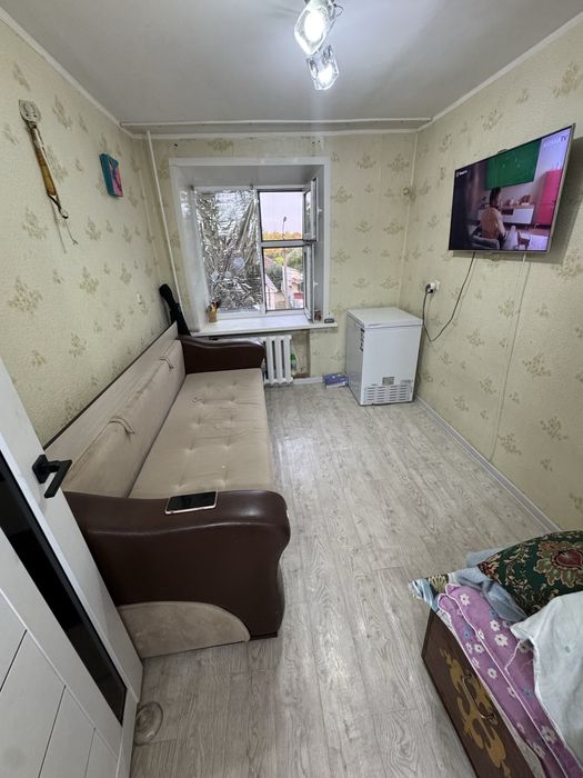 Продается 4 комн.квартира