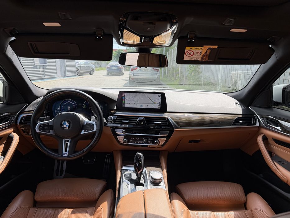 BMW 530i M pachet Xdrive 2.0i 320 cp