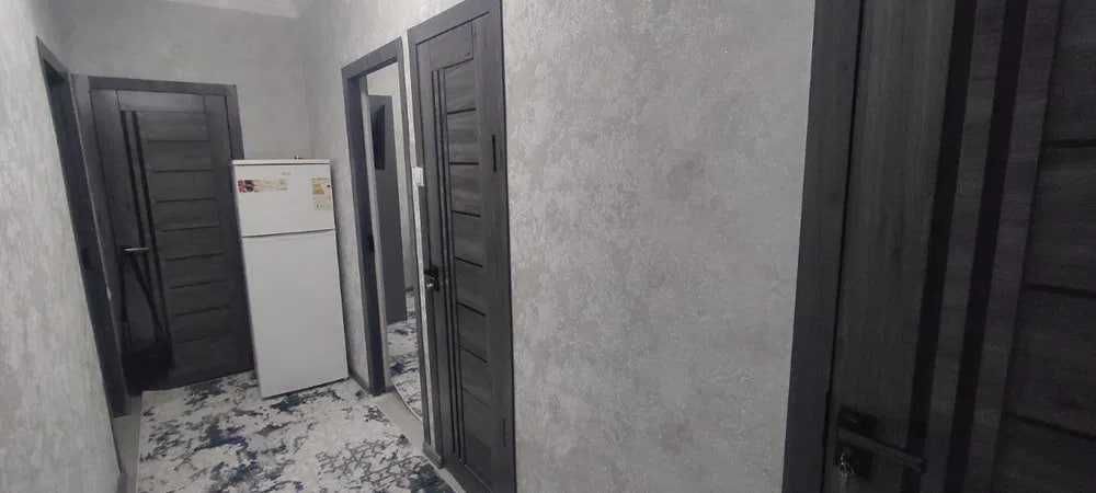 Yunusobod-4  2*3/2/4  Universam круг