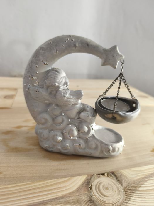 Vând bibelou îngeraș cu candela