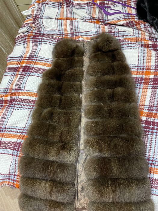 Песцовый жилет длинный