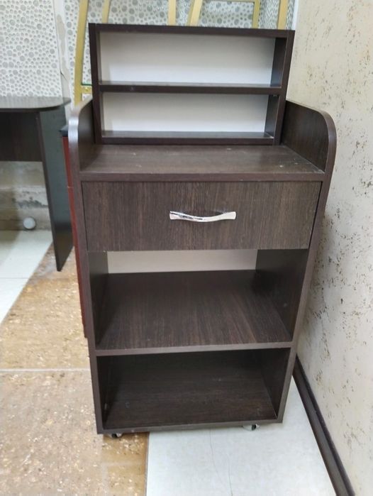 Шкафы в салон красоты