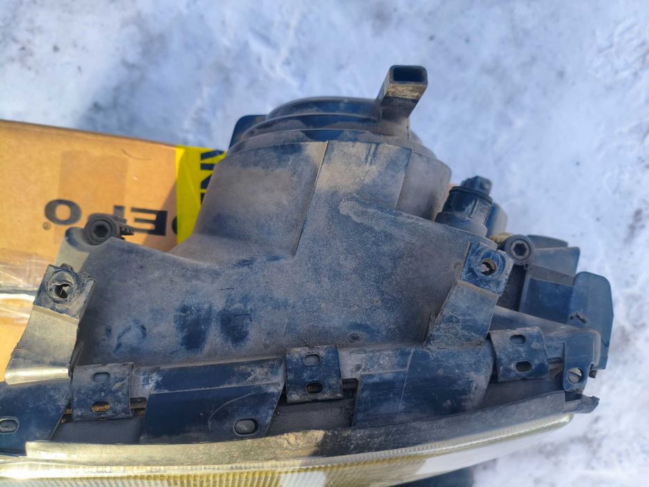 Продам фары от машины