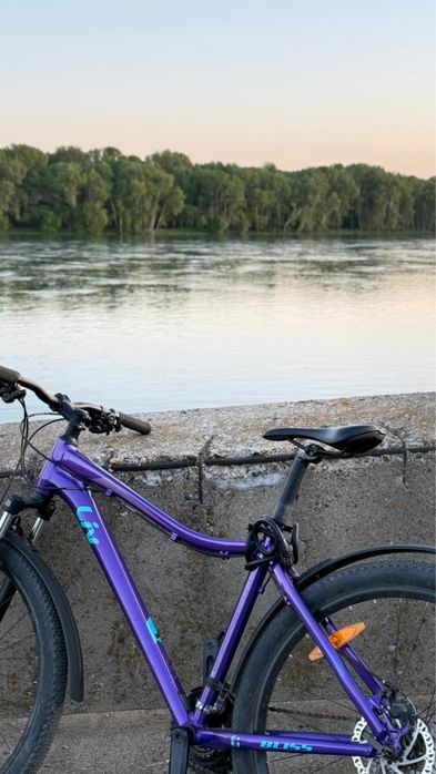 Велосипед GIANT.