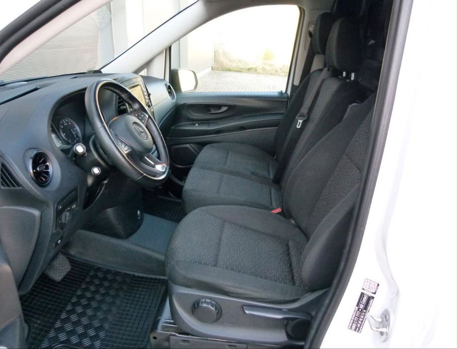 NU TREBUIE TAHOGRAF  !!!  Masa maximă admisă 2490 kg  Vito 2022 09 41 000 km! Masina ca si noua