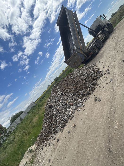 Nisip pietris balast/beton concasat/de la 1 mc-18 mc (magurele,dumitrana,jilava,1 decembrie/adunati copaceni/calugareni/uzunu/stoienesti-comana/varlam
