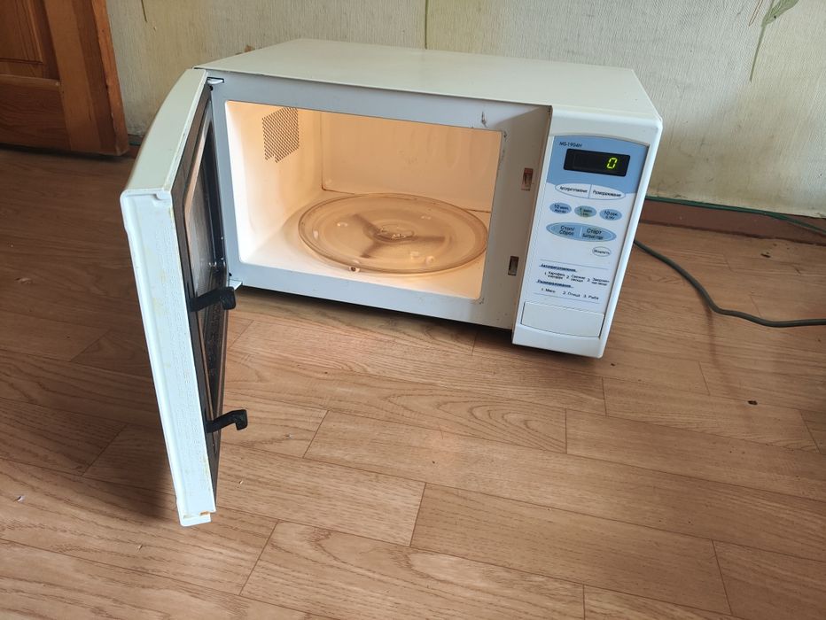 Микроволновка LG