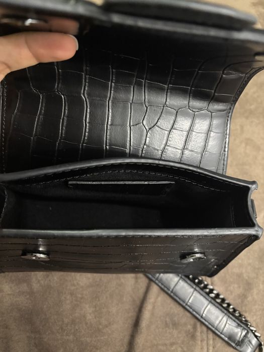 Малка чанта през рамо