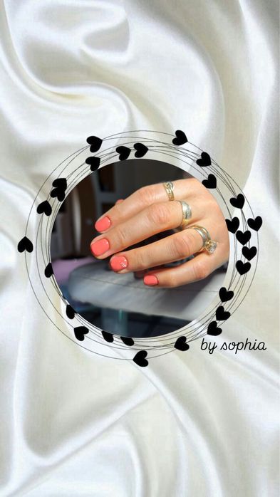 Incepatoare unghii, cu curs realizat si diploma.