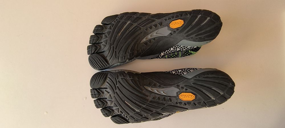 Vibram FiveFingers V-Trail – Маратонки с пръсти