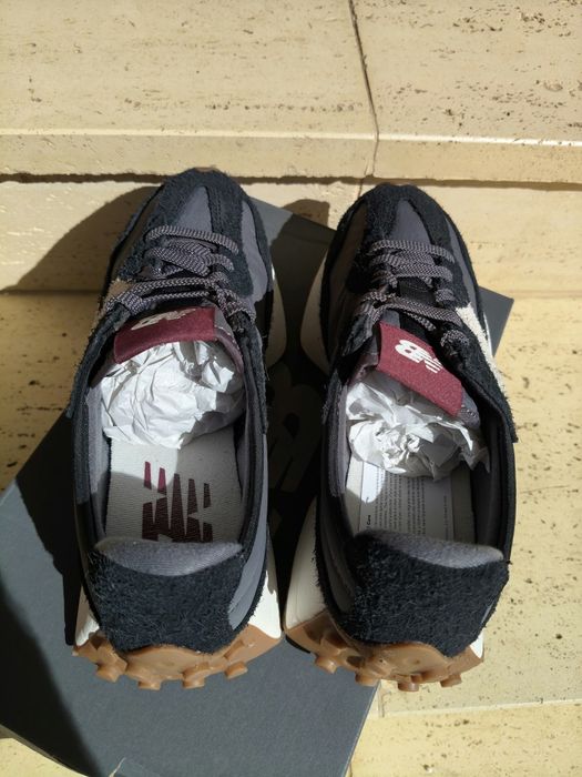 New Balance 327 sneakers culoare negru cu logo alb mărimea 39.5 noi originali