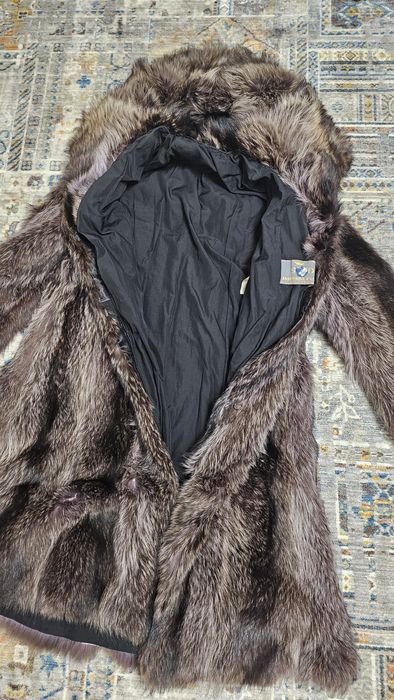 Продам женские шубы